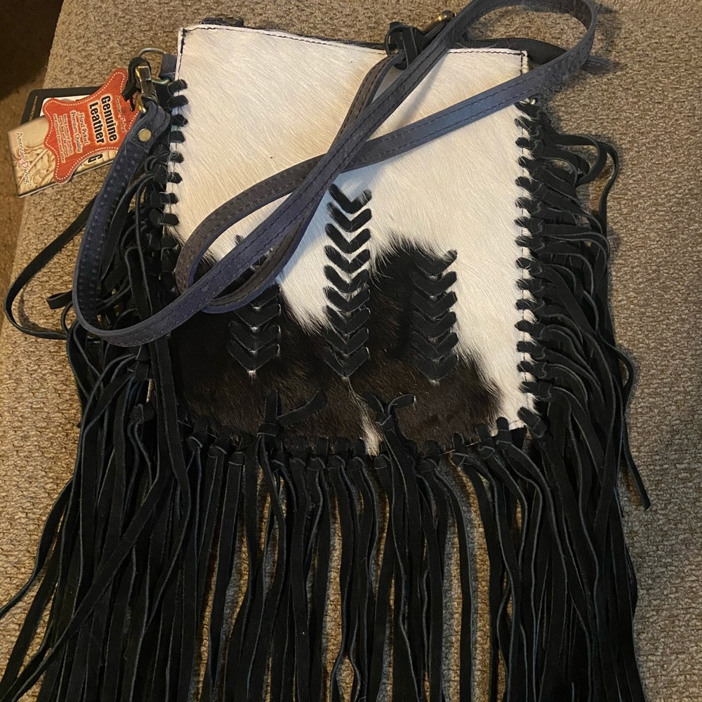 Adorable cowhide purse!